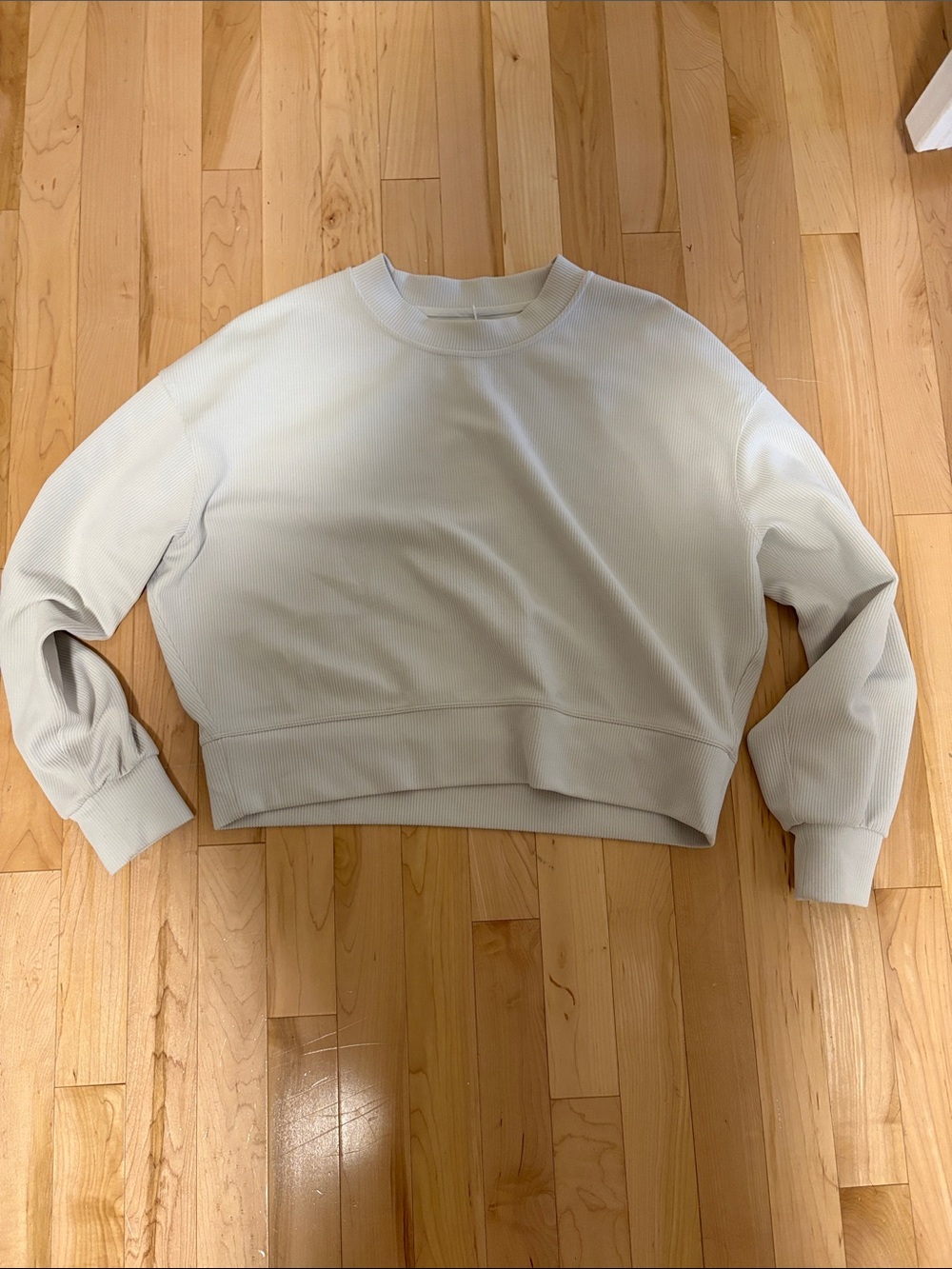 Lululemon Cropped Ribbed Softstream  Sweatshirt in Ash Gray
